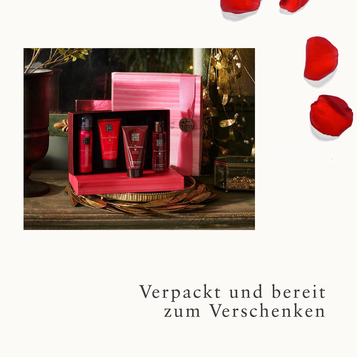 RITUALS gift set for women from The Ritual of Ayurveda, size S - with Indian Rose and Sweet Almond Oil - Calms and Nourishes.