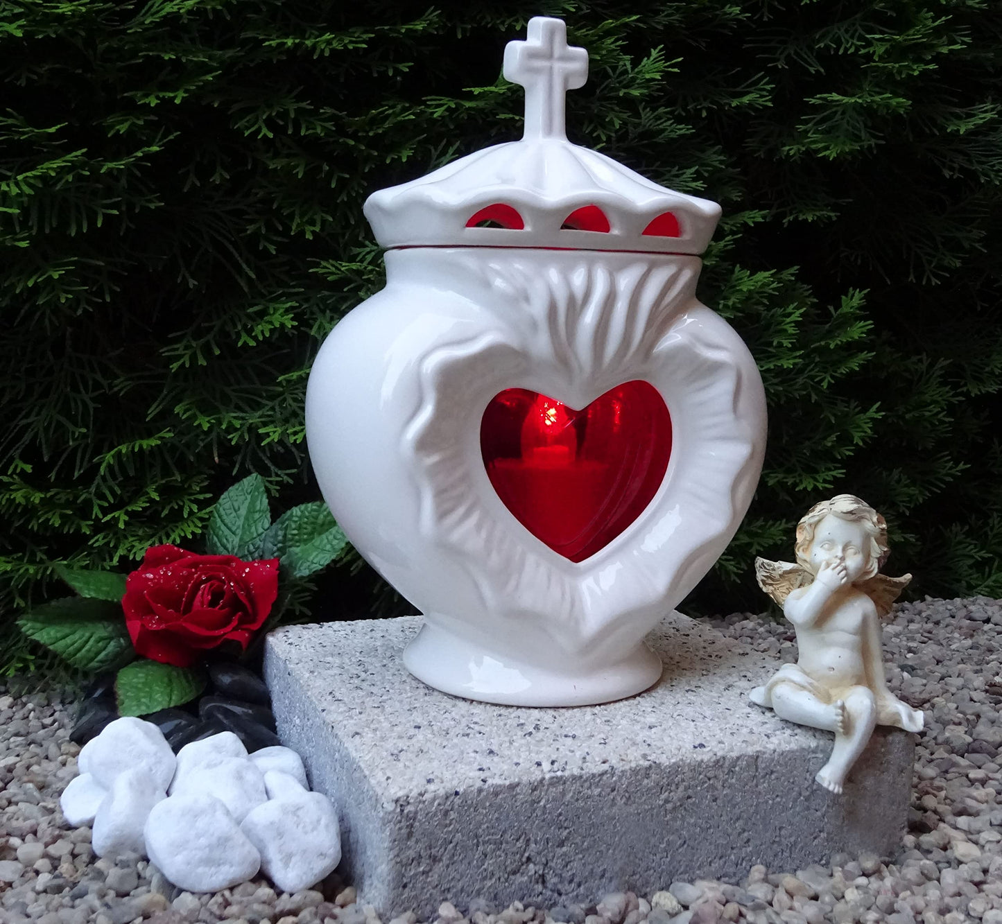 Grave lamp with heart base white 26.0cm grave light grave decoration grave lantern grave candle candle grave lamp lantern light mourning cemetery garden.