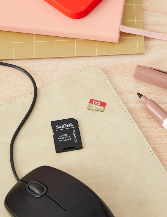 SanDisk Extreme microSDXC UHS-I Memory Card 128GB for action cams and drones + Adapter + RescuePRO Deluxe (up to 190MB/s, A2, Class 10, U3, V30)