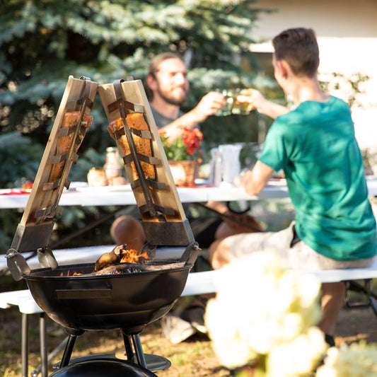Relaxdays Cedar Planks for Grilling Salmon, Set of 2, Cedarwood Board, Adjustable Stainless Steel Holders, Natural