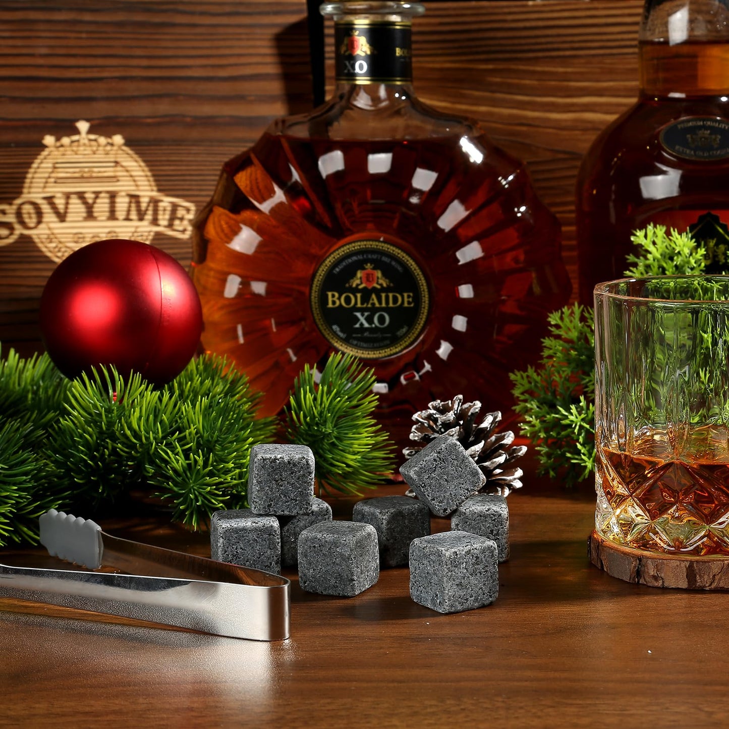 Whiskey Glass Gift Set, Whiskey Stones, Whiskey Gift Sets for Men, 8 Whiskey Stones 2 Crystal Whiskey Glasses Wooden Box Gift, Birthday Gifts for Men, Dad, Husband Valentine's Day (Round)