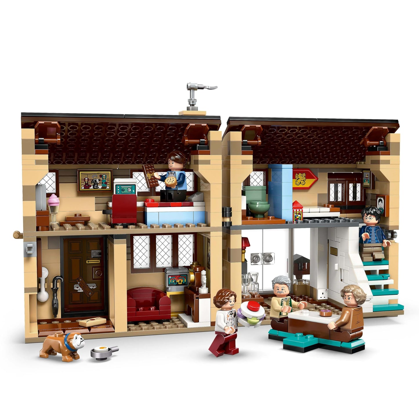 LEGO Harry Potter Privet Drive: Aunt Magda's Visit - Playhouse with interior, 5 minifigures & Aunt Magda figure - The Prisoner of Azkaban - Gift for boys & girls 8+ years 76451