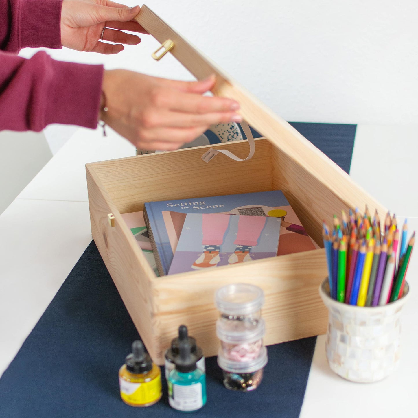 LAUBLUST wooden box with lid & lock - 40x30x14cm, natural - storage box | memory box, FSC® | crafting & gift box
