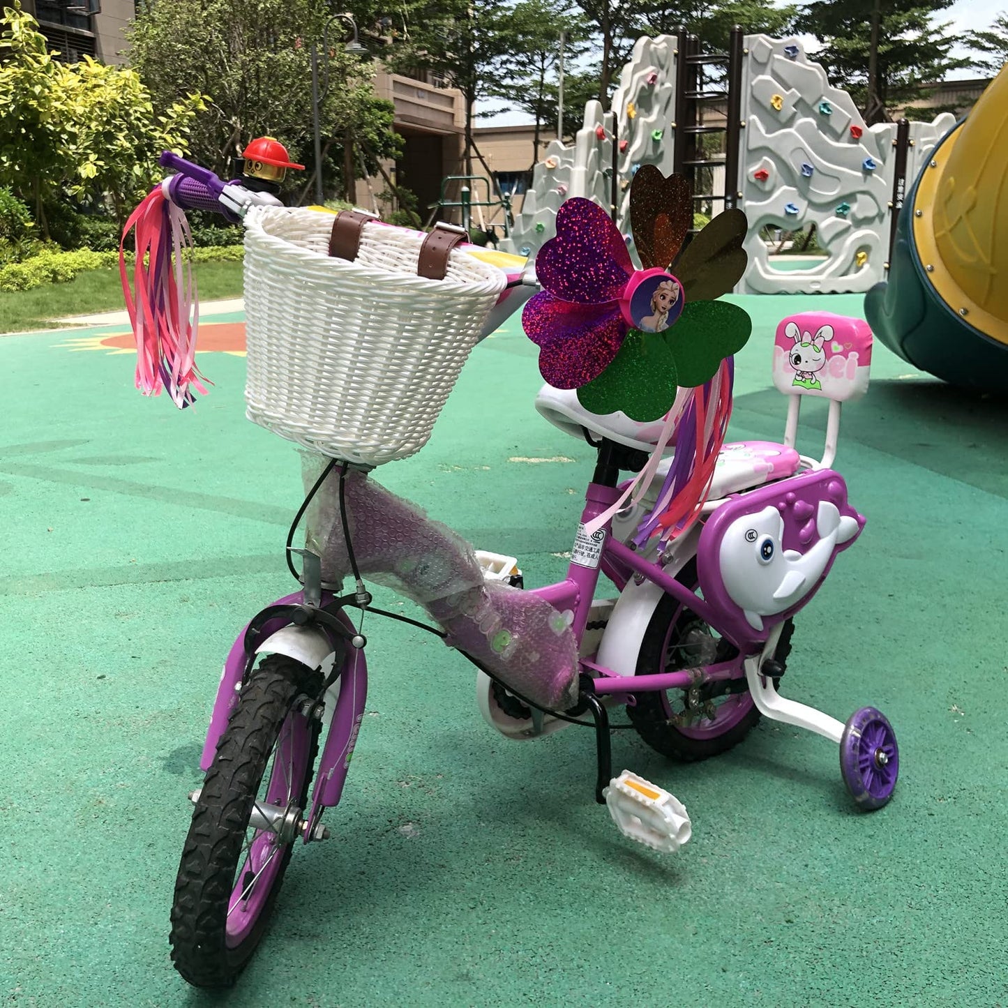Bicycle basket for children, wicker bike basket for girls and kids in the front, plastic kids bike basket with leather straps, decorative, detachable (White)