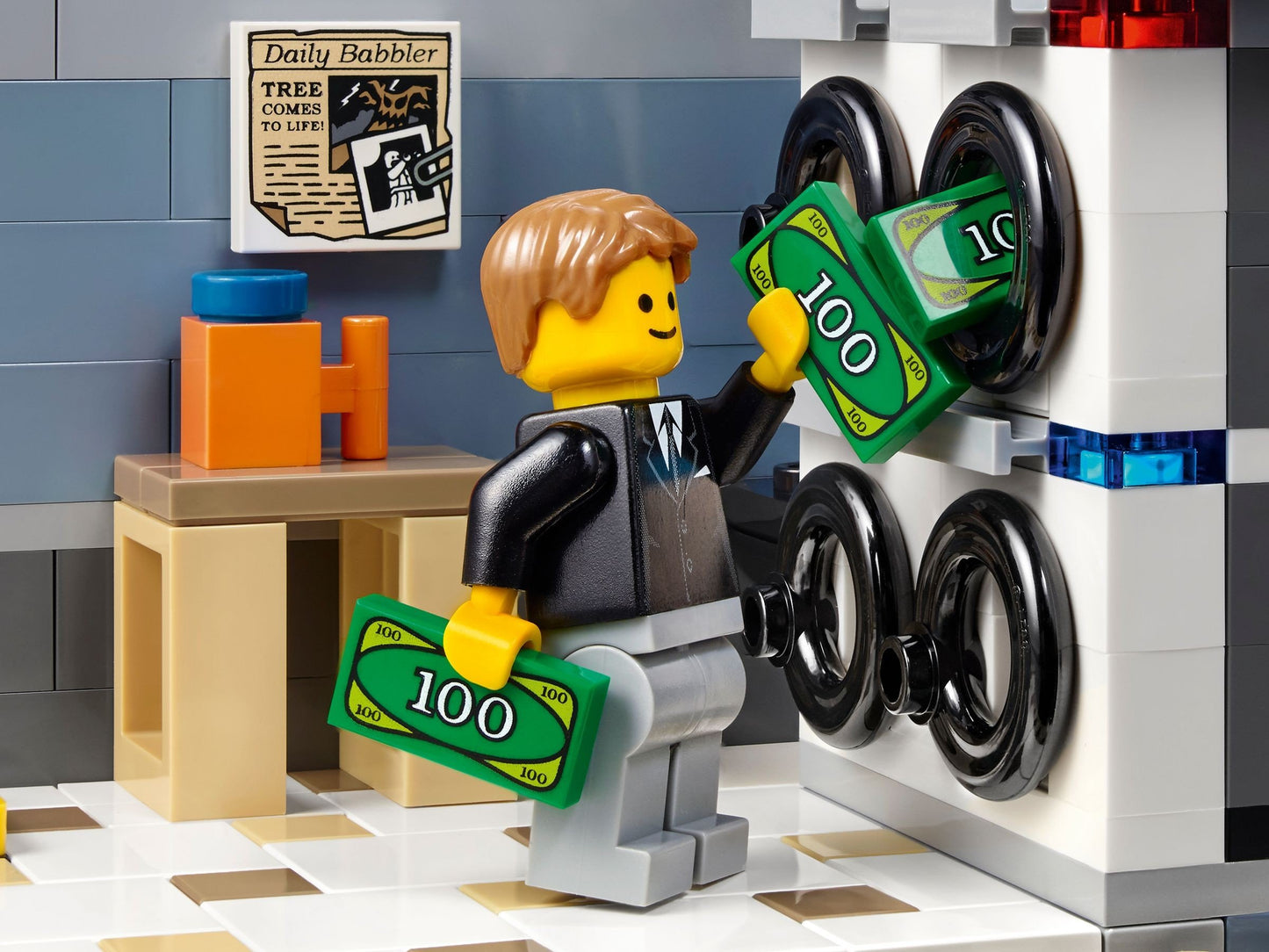LEGO 10251 10251 Creator Expert Set The Bank, For ages 16 and up.