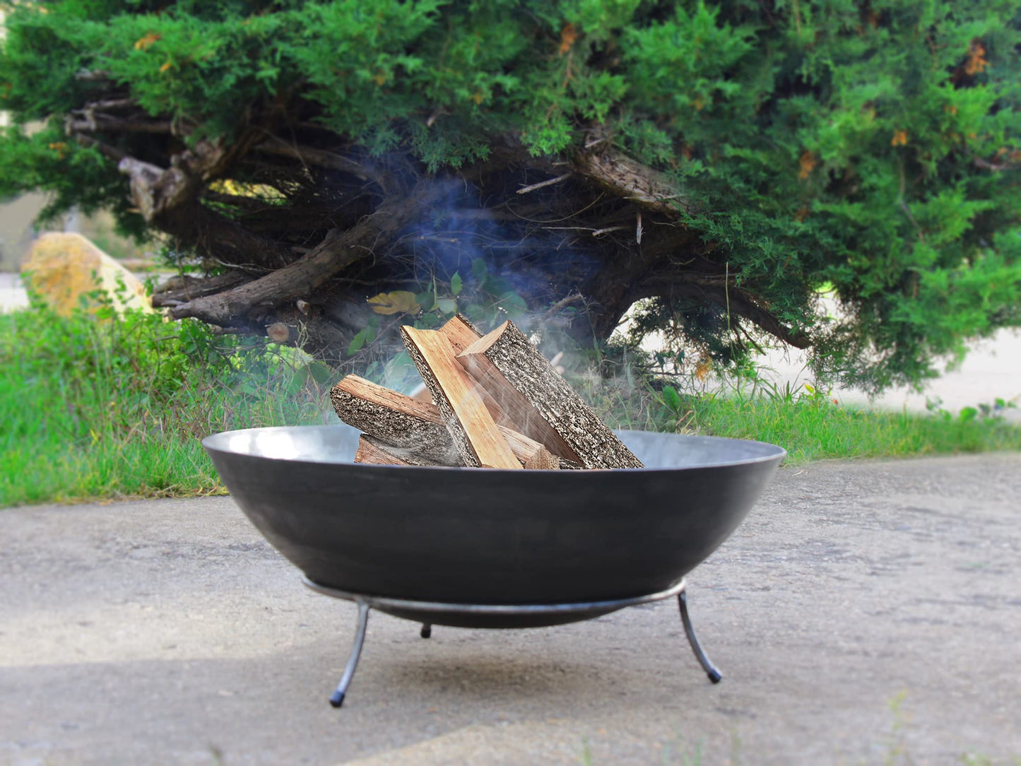 Köhko fire bowl Marbela-XL approx. 55x55x23 cm made of steel with 3 feet for barbecue evening garden fire BBQ camping wonderful evening at the beach garden yard terrace grill evening
