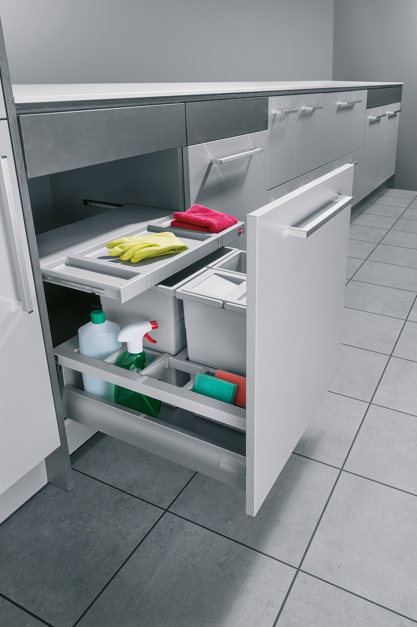 Hailo Separato K Kitchen Waste Bin | 3-fold waste separation system for fitted kitchens | 34-liter total volume | Robust grey plastic | For cabinets from 60 cm wide | Integrated lid