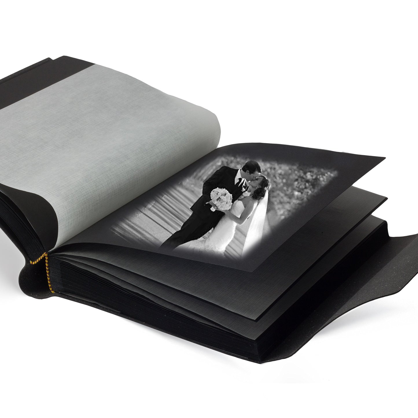 Vietri photo album made from recycled leather, black pages, handcrafted in classic Italian style, gift box included, A4 (23x30 cm) Brown.
