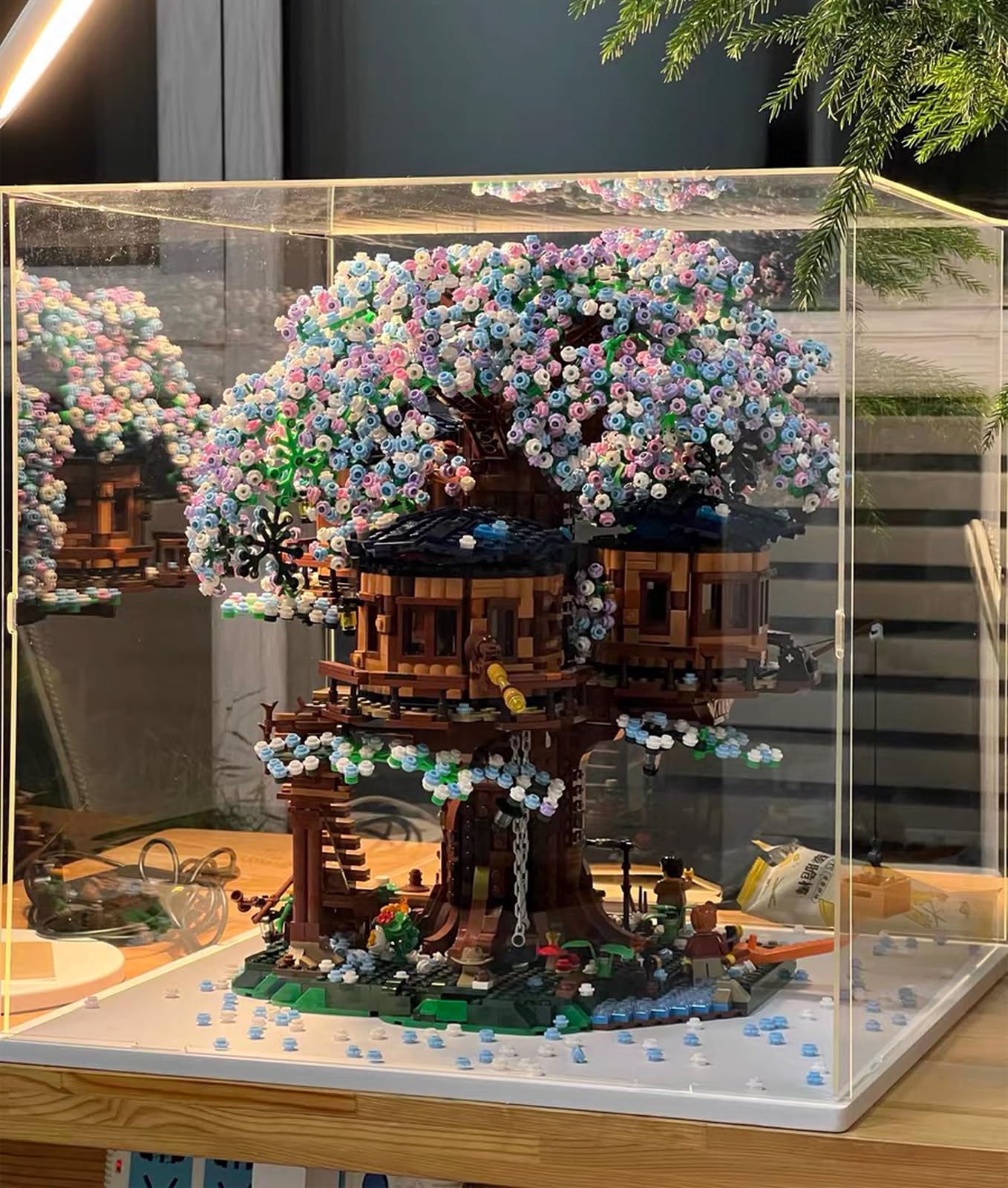Acrylic display case for Lego 21341 43247 for soccer basketball, glass display case acrylic box transparent cube for figures collectibles toys | with wood-plastic base, white inside 30x30x30cm