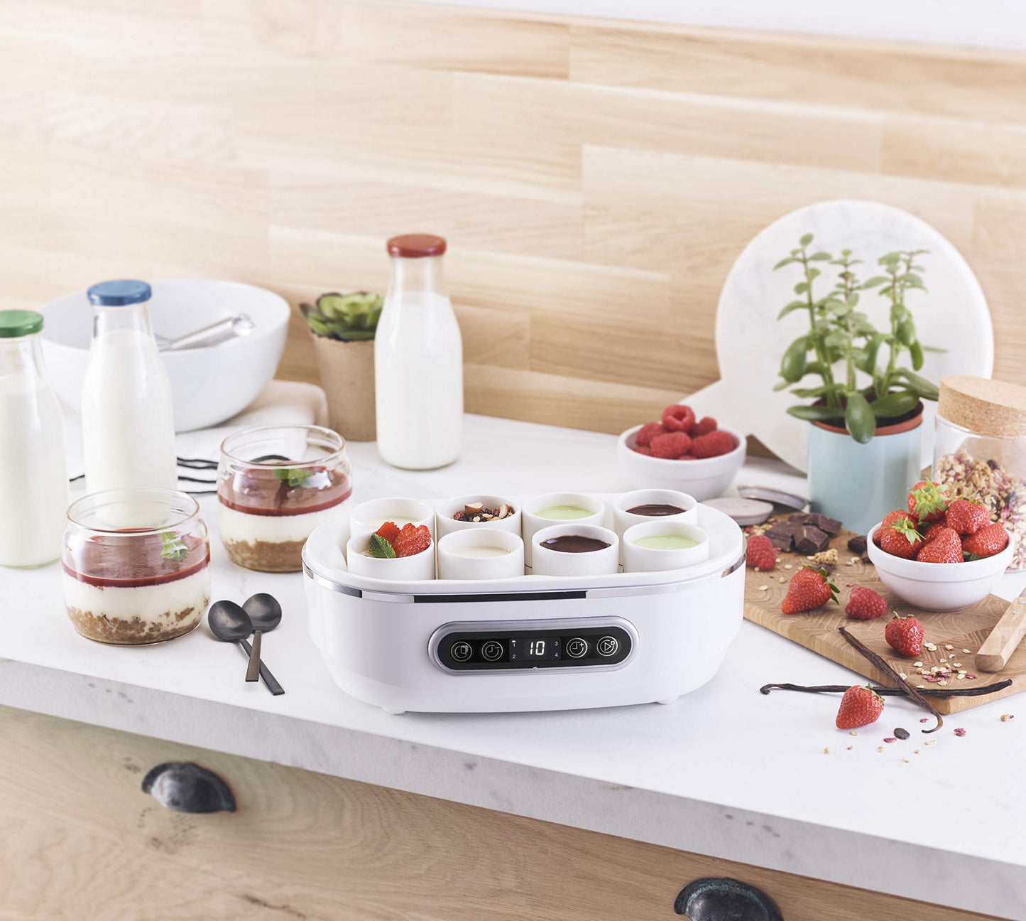Simeo Siméo YVA640 Yogurt Maker, 20 W, for Classic Yogurt at Home, with Plant-based Drinks and Desserts, 125 ml, 500 ml - 30 x 17 x 15.3 cm, Plastic, 8 Ceramic Pots + 2 Glass