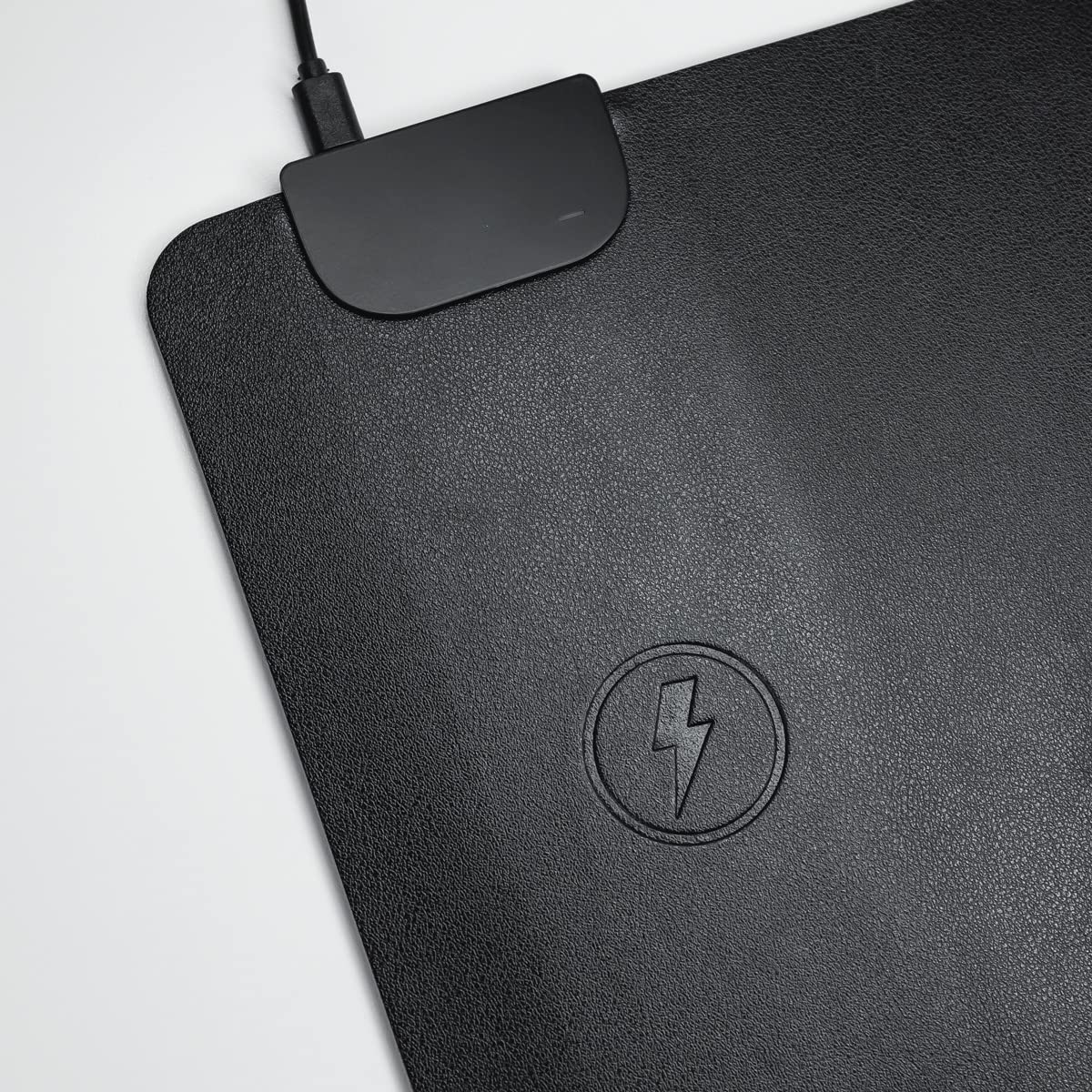 KeySmart TaskPad - Wireless and wireless desk pad for wirelessly charging your computer, laptop, and phone.