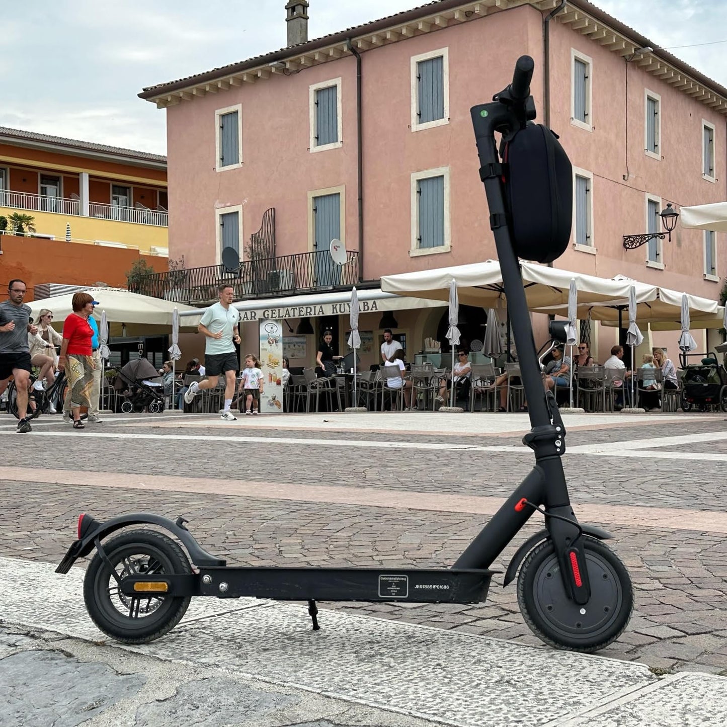 Street-legal E scooter, ABE electric scooter with load capacity up to 120kg, 30km range, LED lights, 20km/h max speed, 350W motor, 8.5 inch honeycomb tires, dual braking system. Adult electric scooter.