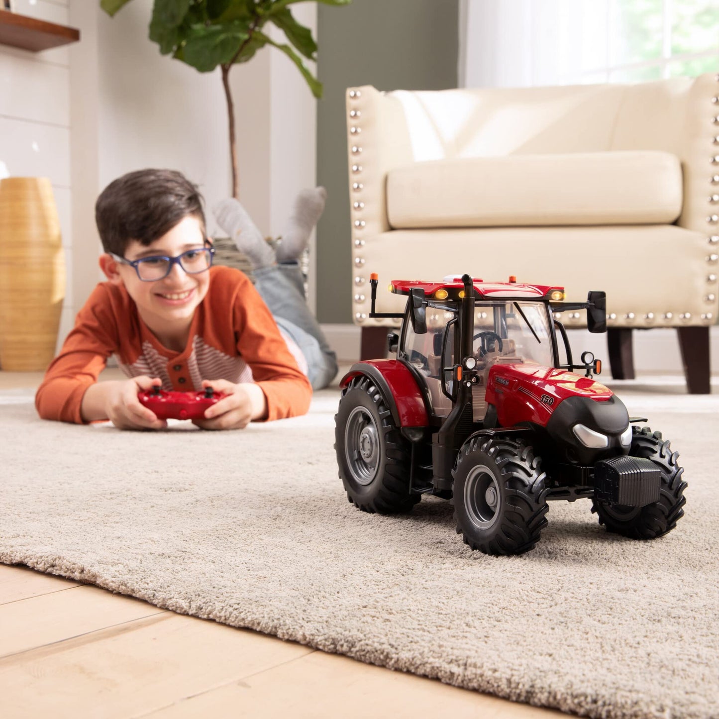 Big Farm Remote Controlled Case IH Maxxum 150 Tractor, farm toy for kids, Maxxum 150 Tractor, 1:16 scale, Suitable for collectors & kids ages 3 and up.