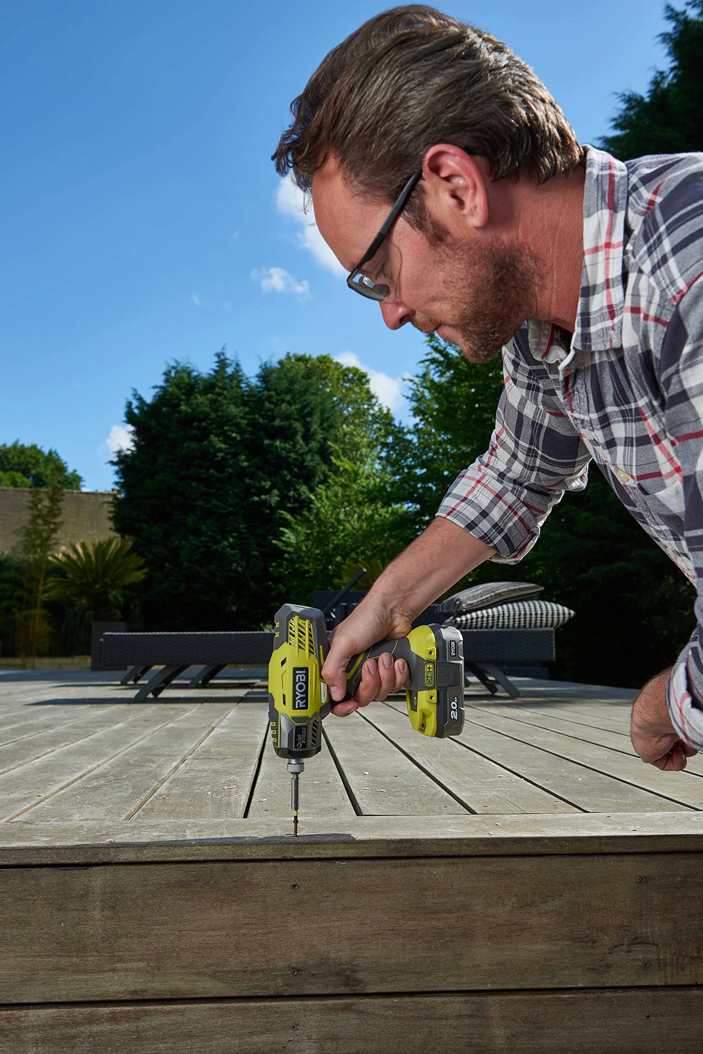 RYOBI 18V ONE+ 2.0 Ah Lithium+ Battery RB18L20 (Compatible with all RYOBI 18V ONE+ devices, IntelliCell™ battery technology with individual cell monitoring, overload protection)