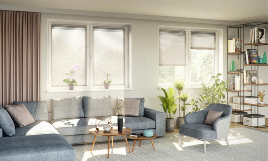 SONELLO Aluminum Venetian Blind 125cm x 220cm Cream, Alu blind with clamp fixing, no drilling needed. Provides privacy, glare protection, light control, and sun protection for windows and doors.