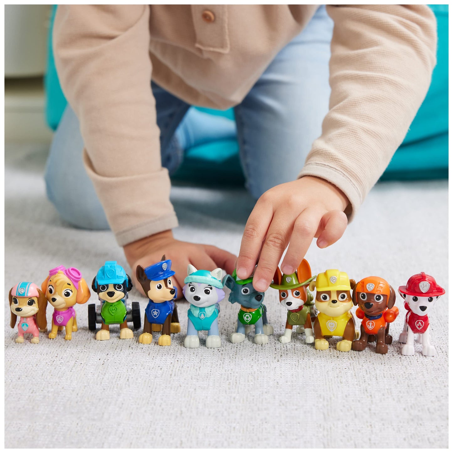 PAW Patrol, Action Pack Pups Figure Gift Set with 10 dog figures to collect, toy figures, for ages 3 and up.