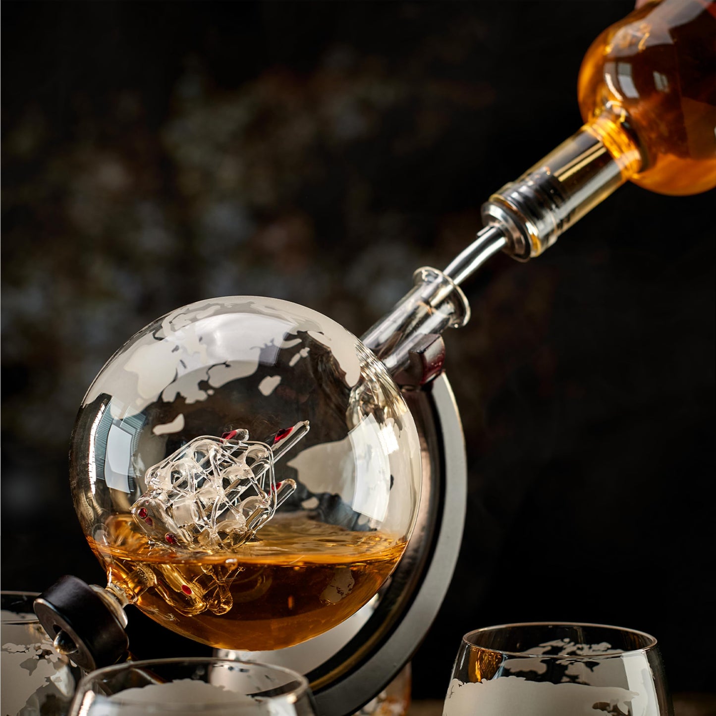 Whiskey Decanter Set - Whiskey Gift Set - Gifts for Men - Men's Gift - Birthday Gift for Men - Globe Decanter 900ML, Gift Box, 4 Whiskey Glasses, 4 Whiskey Stones