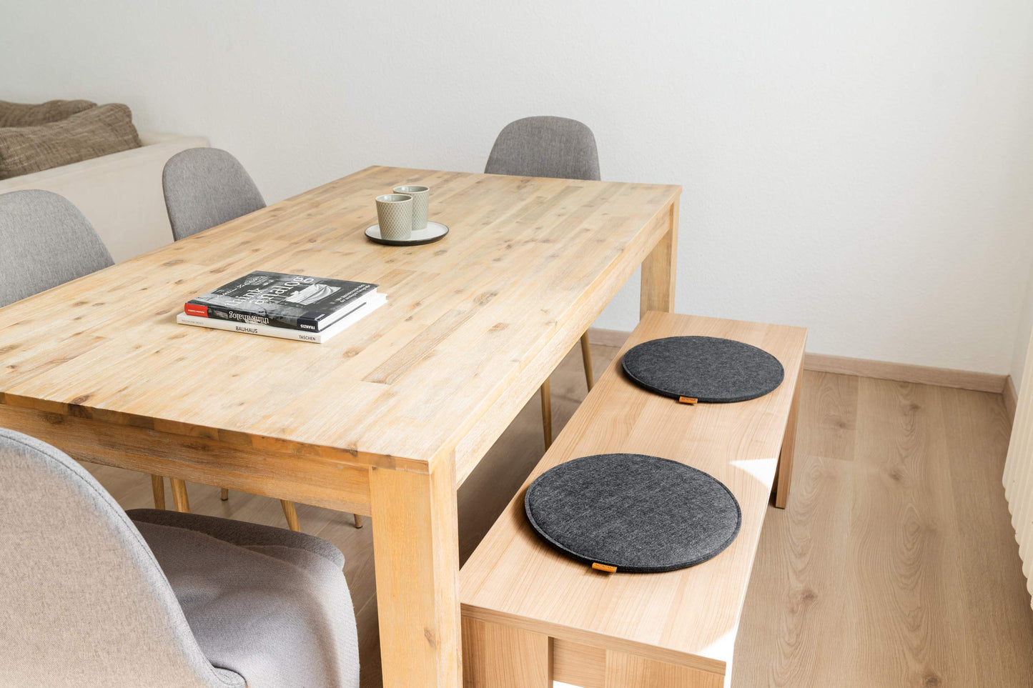 Miqio Design Felt Seat Cushion Round with Non-Slip Dots | 35cm | Set of 4 | Indoor and Outdoor | Sustainable made from recycled PET bottles | Washable Chair Cushions Non-Slip | Dark Grey