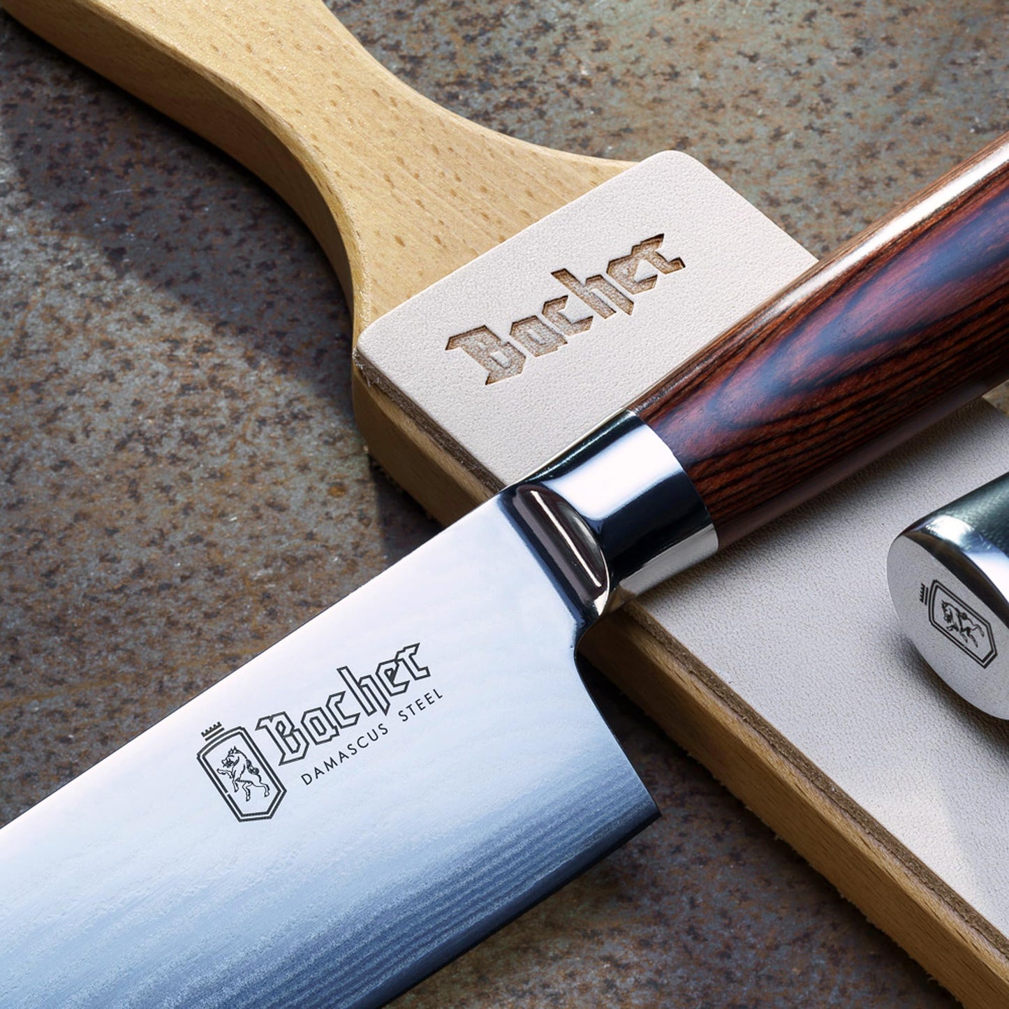 Bacher Premium Leather Strop Sharpening Tool for knives set with 4 x 7g polishing paste. Hardwood paddle handle, covered with 1/8" thick, bark-tanned cowhide.