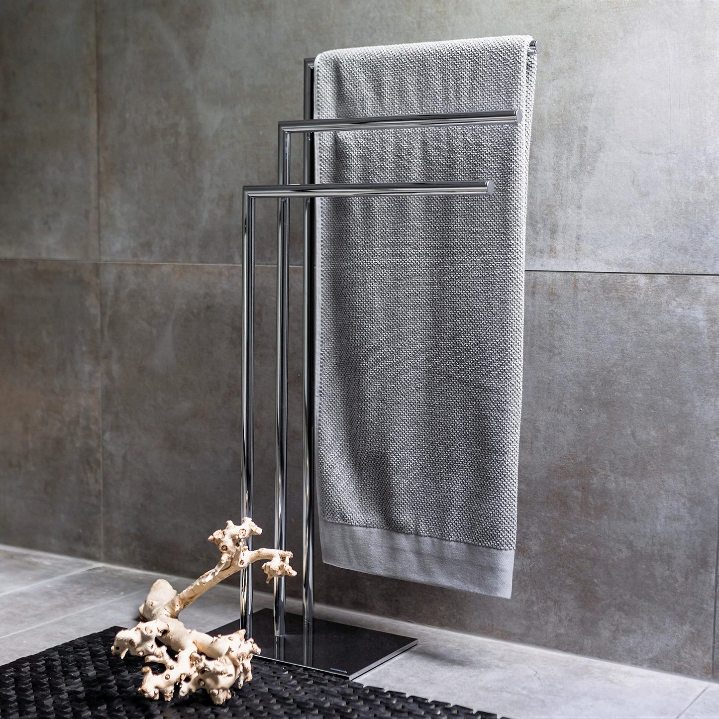 Sealskin Tube Towel Holder 3-arm, freestanding towel rack with 3 towel bars, can also be used as a clothes rack, metal, chrome