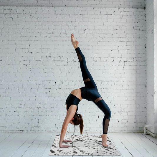 Relaxdays 45 x Floor Protection Mat, Puzzle Mat Set, Sports & Fitness Equipment, 4.25 sqm, Eva Foam, BPA-free, Marble Look, White