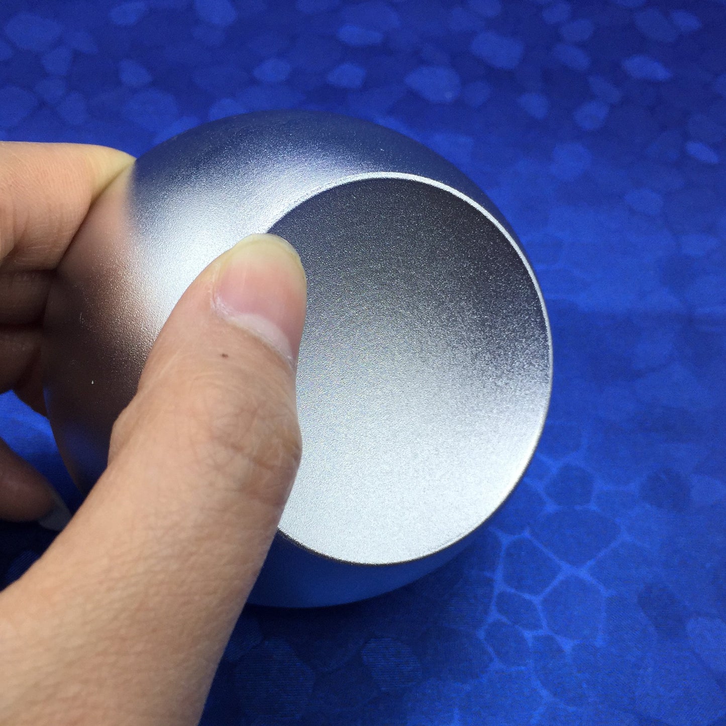 Aomag security tag remover, super magnetic intensity, 12000 GS, theft protection, EAS system, Silver Golf 12000GS.