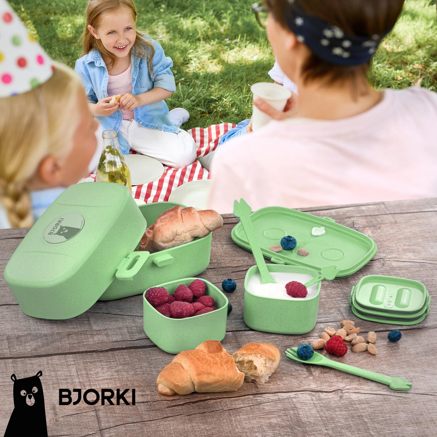 BJORKI® Bento Box for Kids with FREE name sticker - Leak-proof lunchbox with compartments - Sustainable lunchbox for kindergarten & school - The snack box for on the go. (Pastel Green)