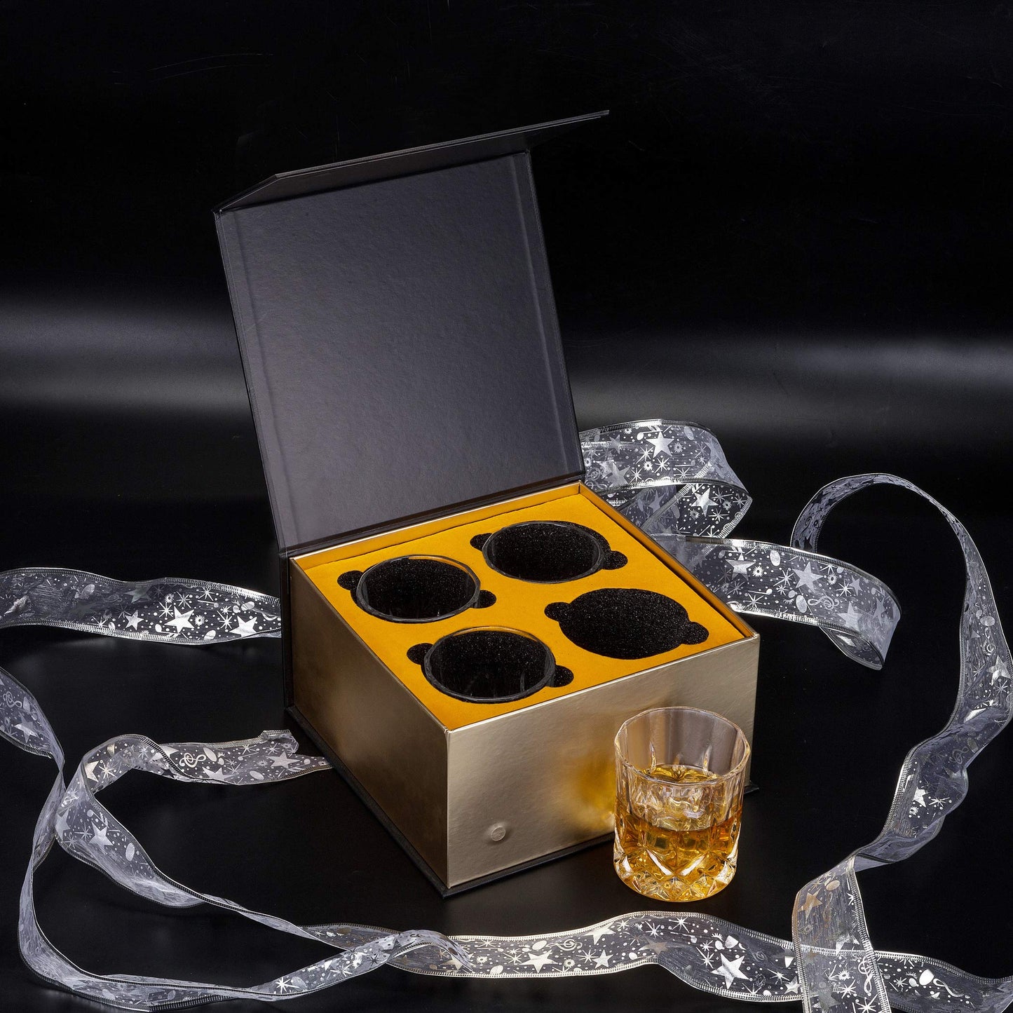 KANARS 4-piece Whiskey Glasses Set, Lead-Free Crystal Glasses, 300ml Capacity, Beautiful Gift Box, High Quality.