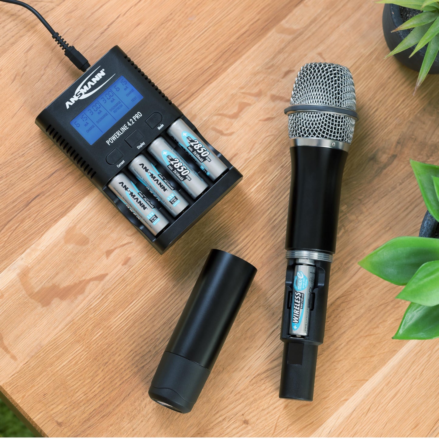 ANSMANN Battery Charger Powerline 4.2 Pro - Charger for AA and AAA batteries, LCD display, individual charging slots, safety protection.