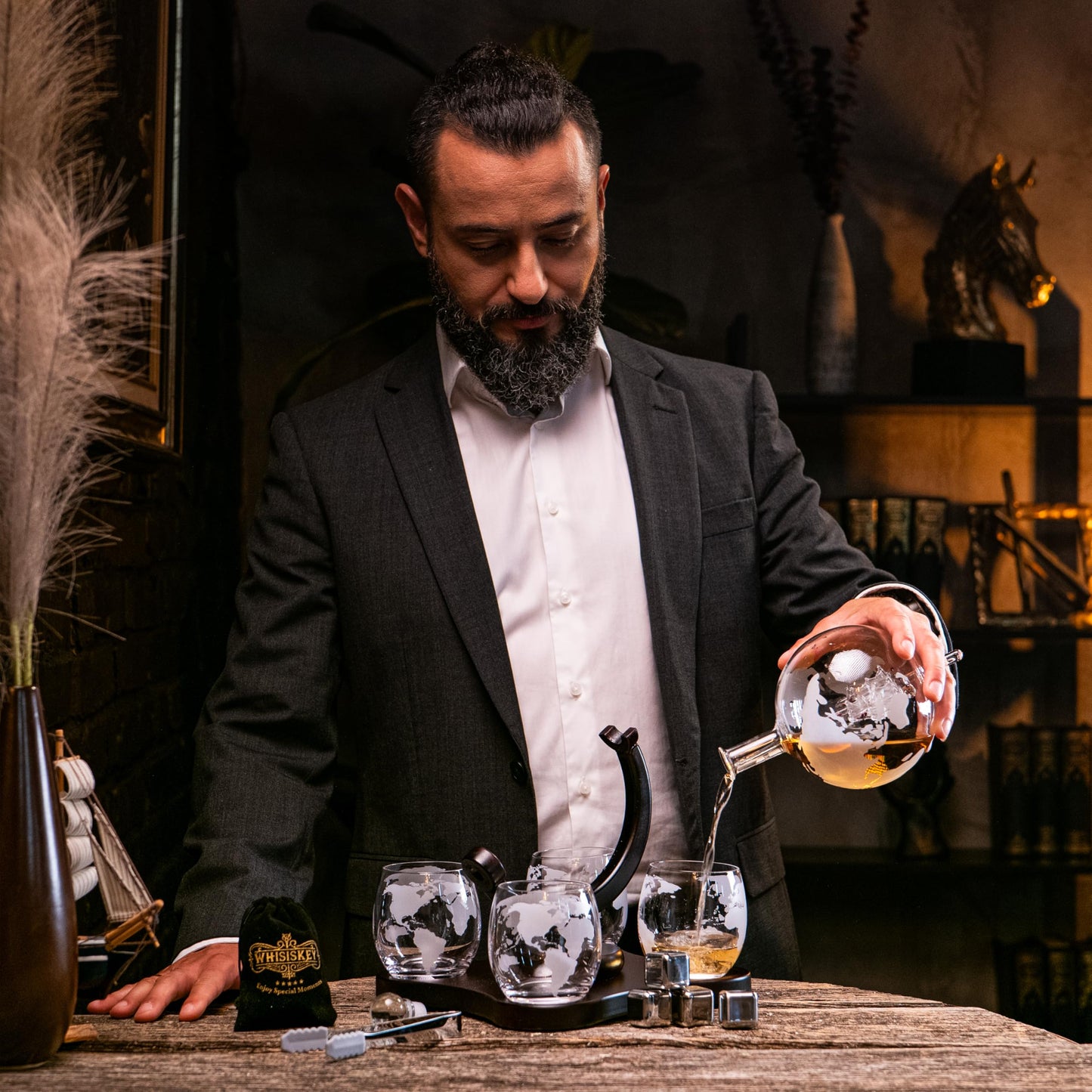 Whiskey Decanter Set - Whiskey Gift Set - Gifts for Men - Men's Gift - Birthday Gift for Men - Globe Decanter 900ML, Gift Box, 4 Whiskey Glasses, 4 Whiskey Stones