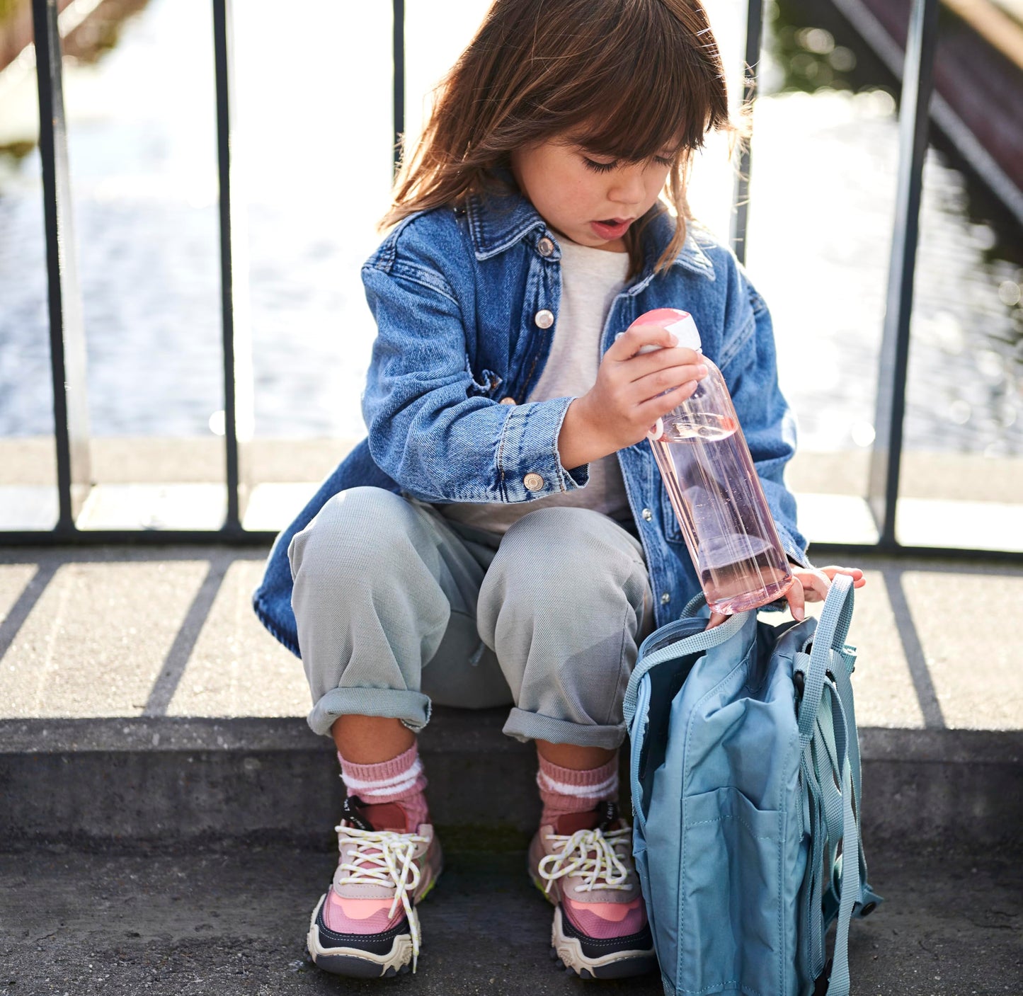 Mepal - Pop-Up Campus water bottle - Leak-proof drinking bottle for school & on the go - Transparent drinking cup - BPA-free & dishwasher safe - 500 ml - Blue
