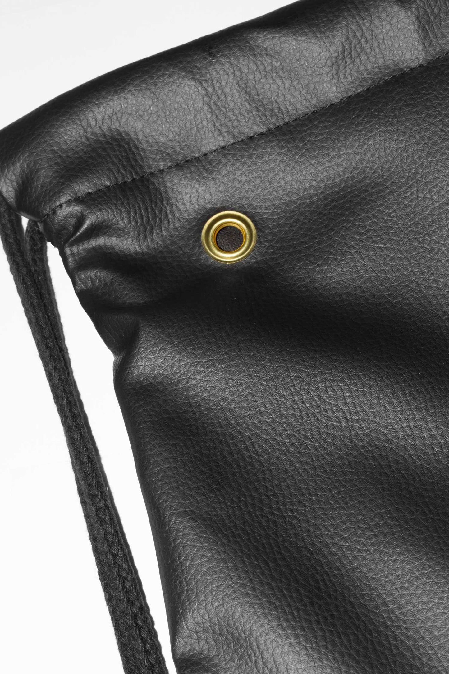Manufaktur13 Black Out Sports Bag - Faux leather backpack gym bag sports bag M13