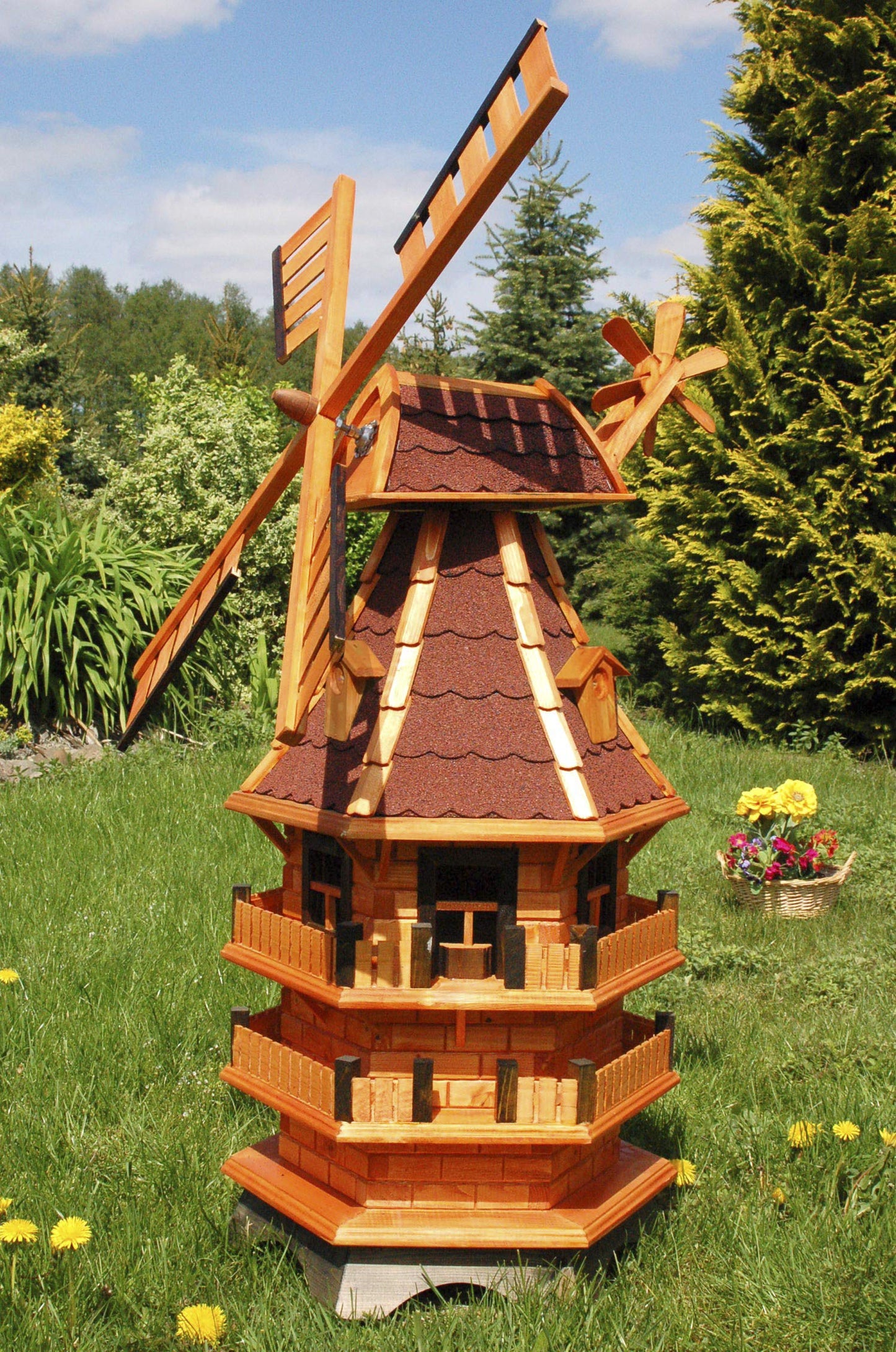 Windmill 3 stories ball bearing 1.40 m Bitum red with solar lighting, with extra wind turbine at the back, impregnated, adjustable ball bearings