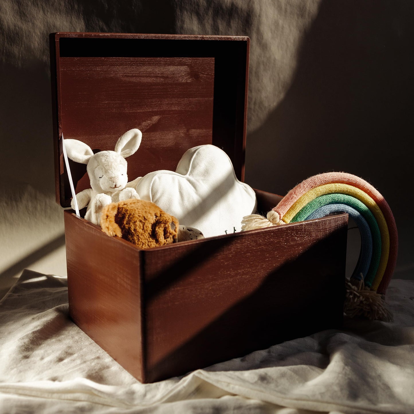 Creative Deco XXL Brown Large Wooden Box with Lid | 40x30x24 cm (+/-1cm) | Wood Chest Memory Box Baby Wooden Box with Lid Christmas Box | For Documents, Tools| RAW, UNSANDED