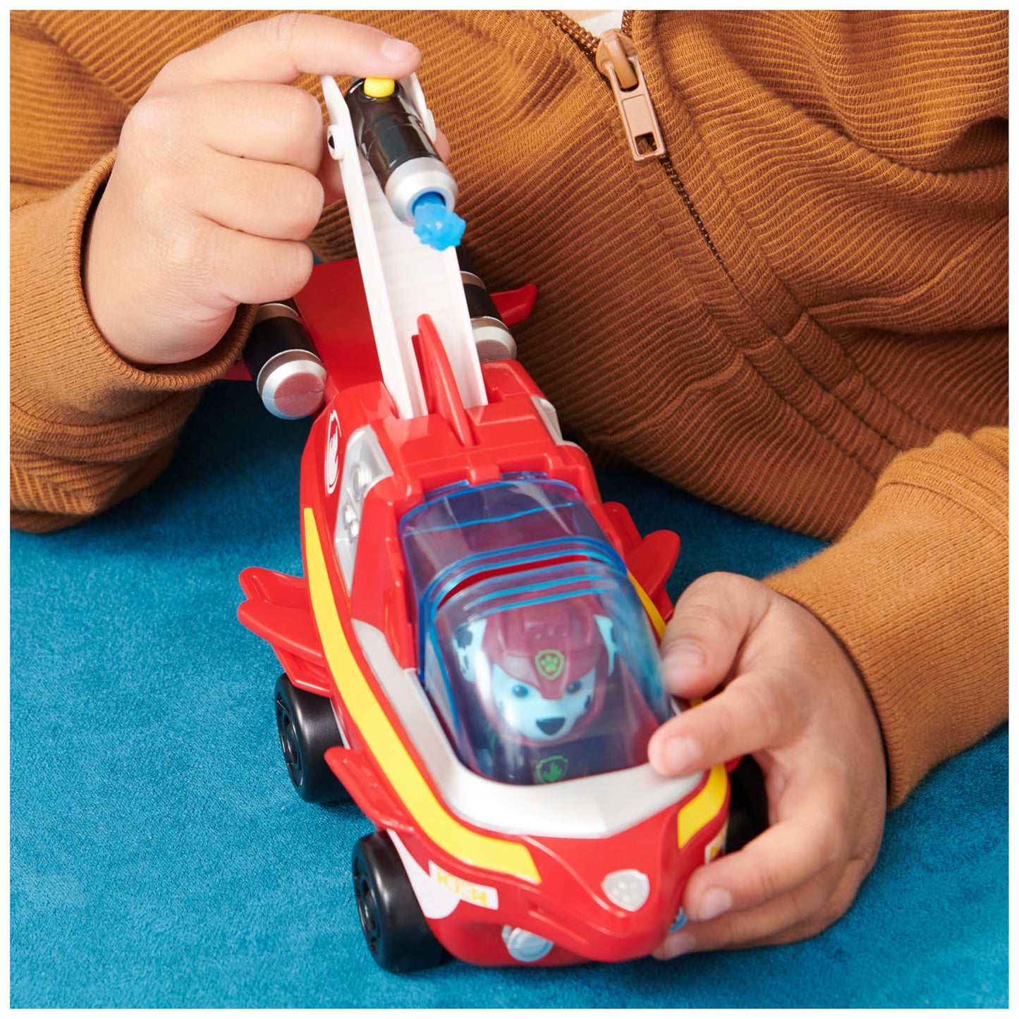 PAW Patrol, Aqua Pups - Base vehicle toy car in dolphin design with Marshall puppy figure, suitable for children aged 3 and up.