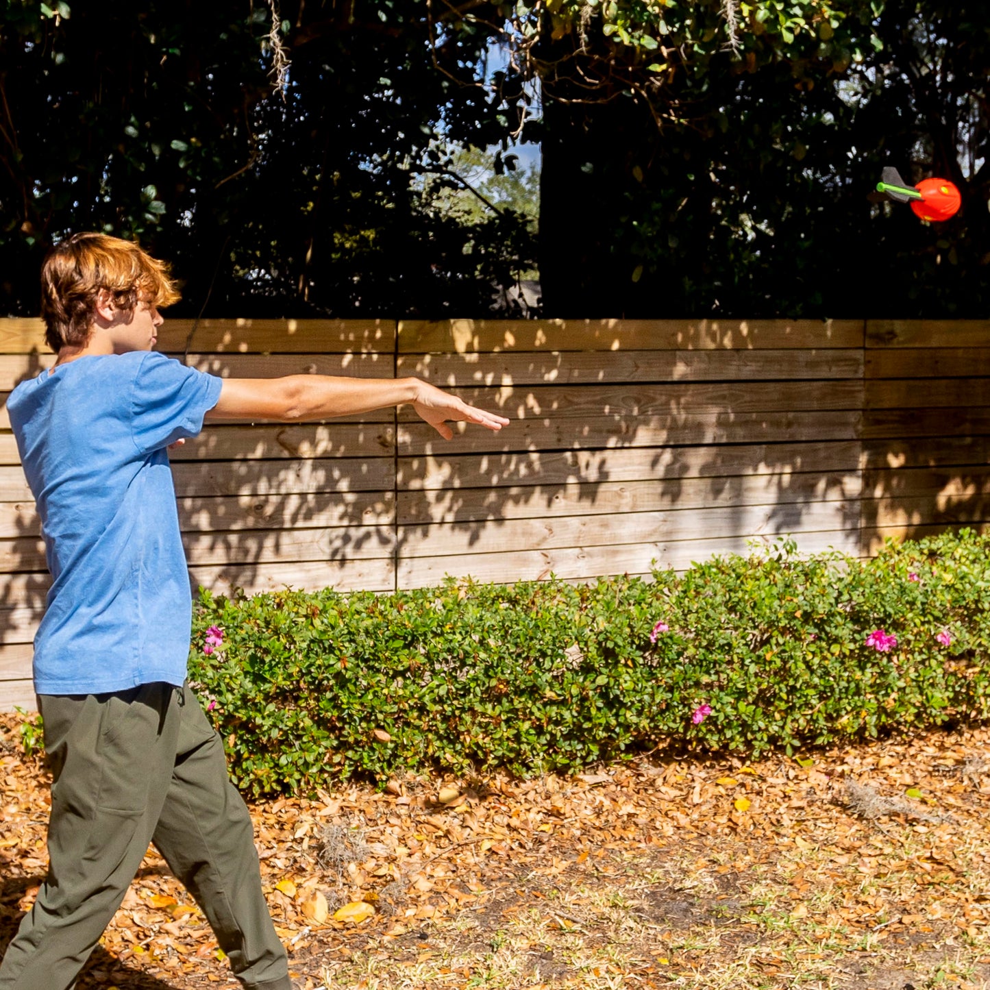 NERF Vortex Aero Howler Foam Ball - Classic long-distance football with flight-optimizing tail, hand grip for indoor and outdoor fun.