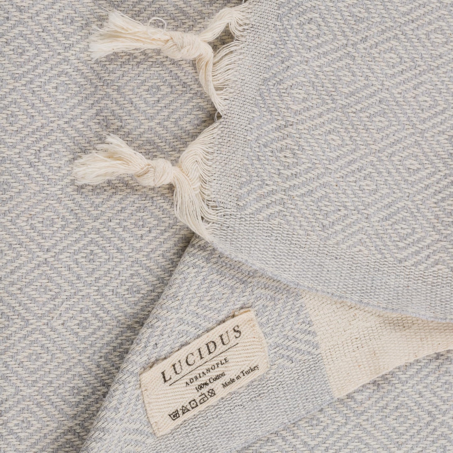 LUCIDUS Beach towel - 100% Turkish cotton, quick drying & sand-free, 100x200 cm bath towel hammam towel for women & men - lightweight & ideal for travel, bath, yoga, camping (moon gray diamond)