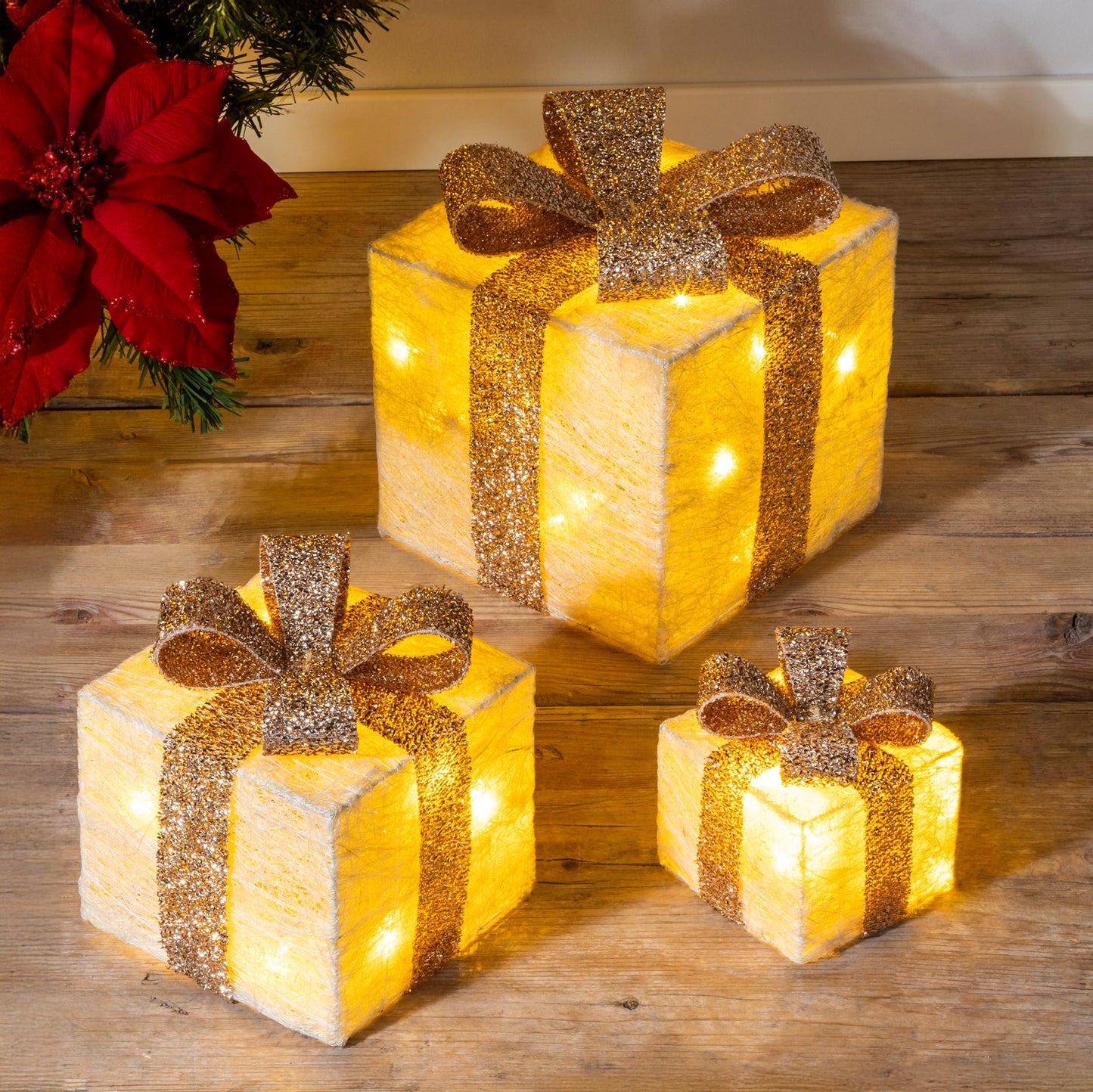LED gift boxes with timer set of 3 - cream - Christmas decorative boxes illuminated in warm white - Christmas Advent winter tree decoration lighting battery operated