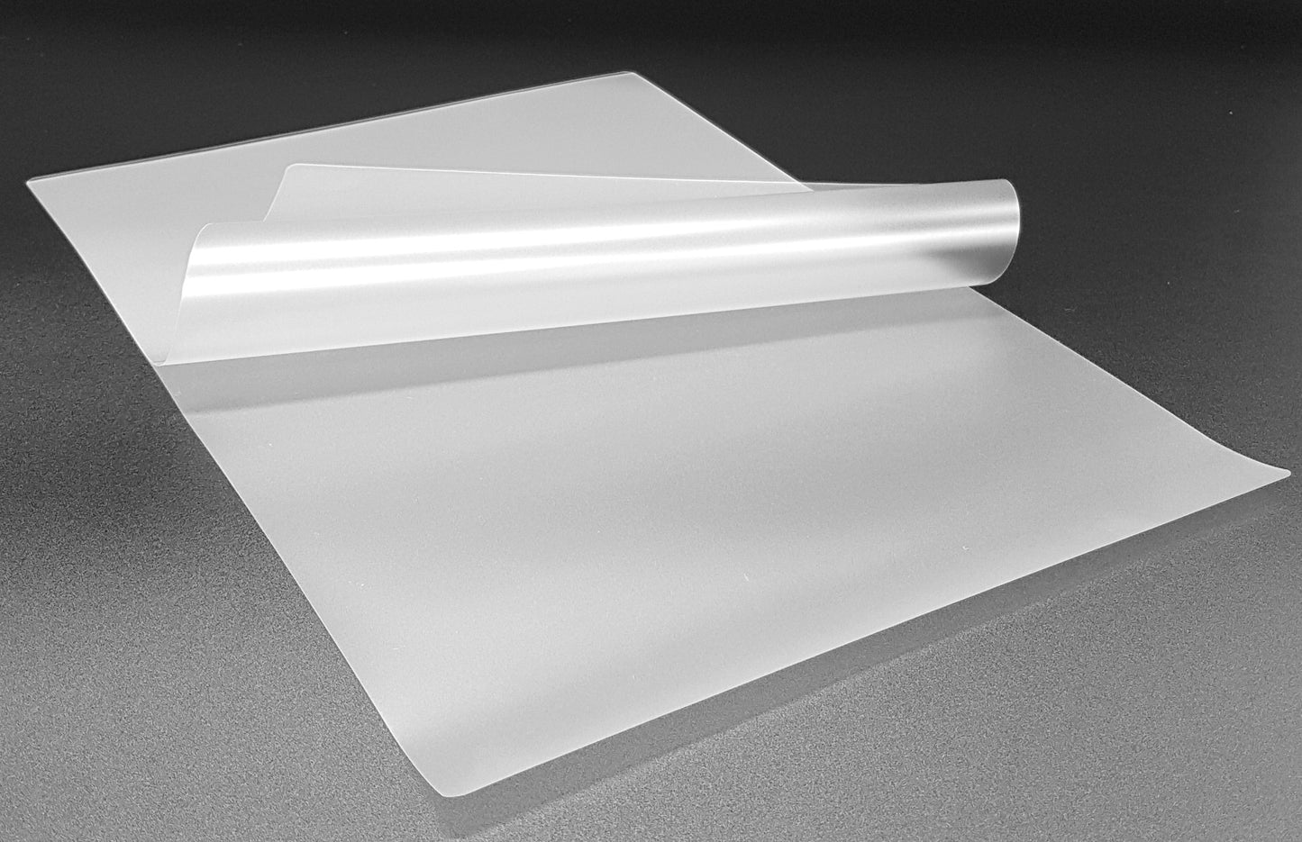 500 pieces of PREMIUM quality hot laminating pouches in the BEST A4 (216 x 303 mm) processing in 2x 80 MIC, NO WATERMARKS - For documents, photos, or cards - Water-resistant, tear-proof in glossy.