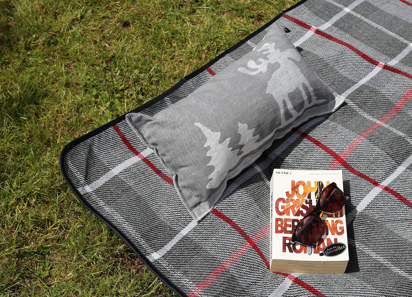 Jokipiin Pellava JOKIPIIN 1 Sauna pillow and travel pillow Moose, 40 x 22 cm, Linen/cotton, made in Finland, grey/white, 22 x 40 cm