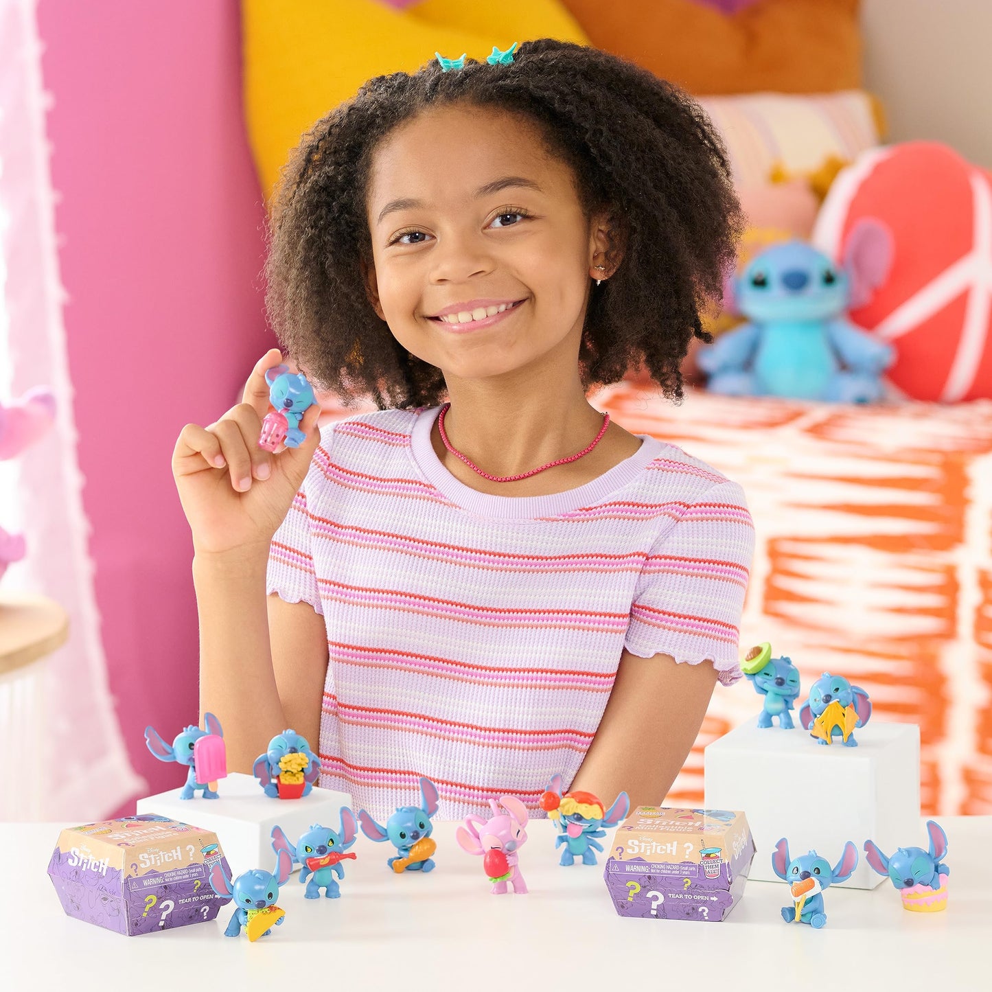 Just Play Disney Stitch Minifigures for Collecting, Surprise Pack & Disney Stitch Feed Me Series, Capsule with Mini Figures, 5 cm tall collectible figures, Kids' toy for ages 3+, 6.35 inches