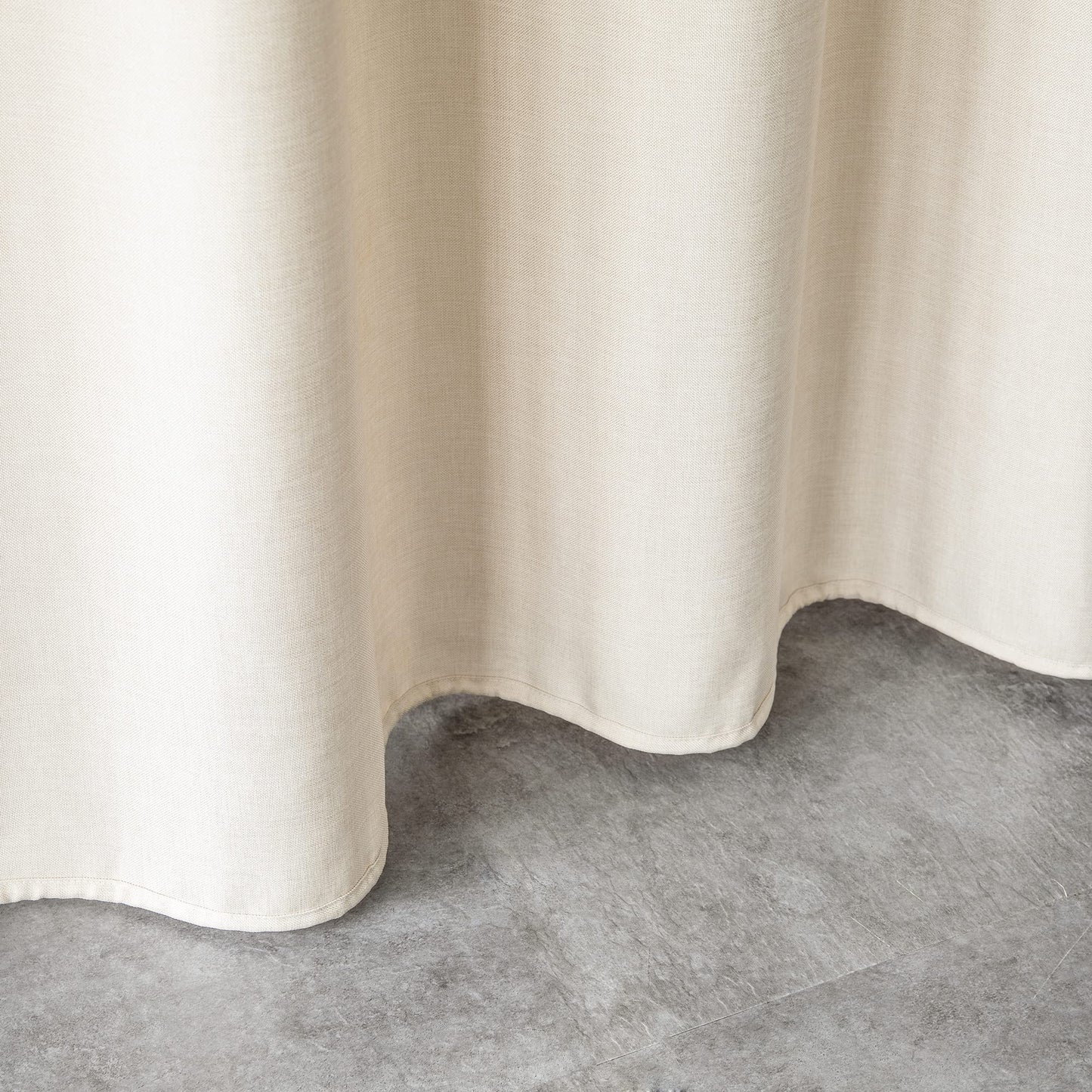 Premium shower curtain made of linen fabric textile 240x200cm. Waterproof and anti-mold for the bathroom. Beige color. 240x200cm.