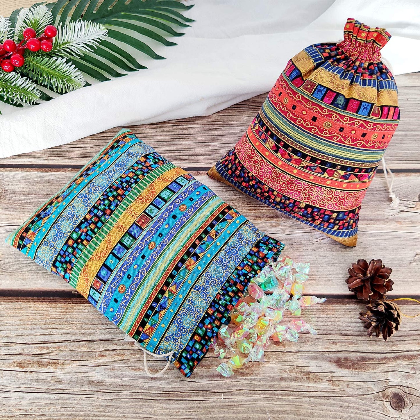 SumDirect 20Pcs Burlap Bags, Gift Pouches, Cotton Sacks with Drawstring, Small Fabric Bags for Christmas, Kids Birthday, Wedding, Party (20x25cm)