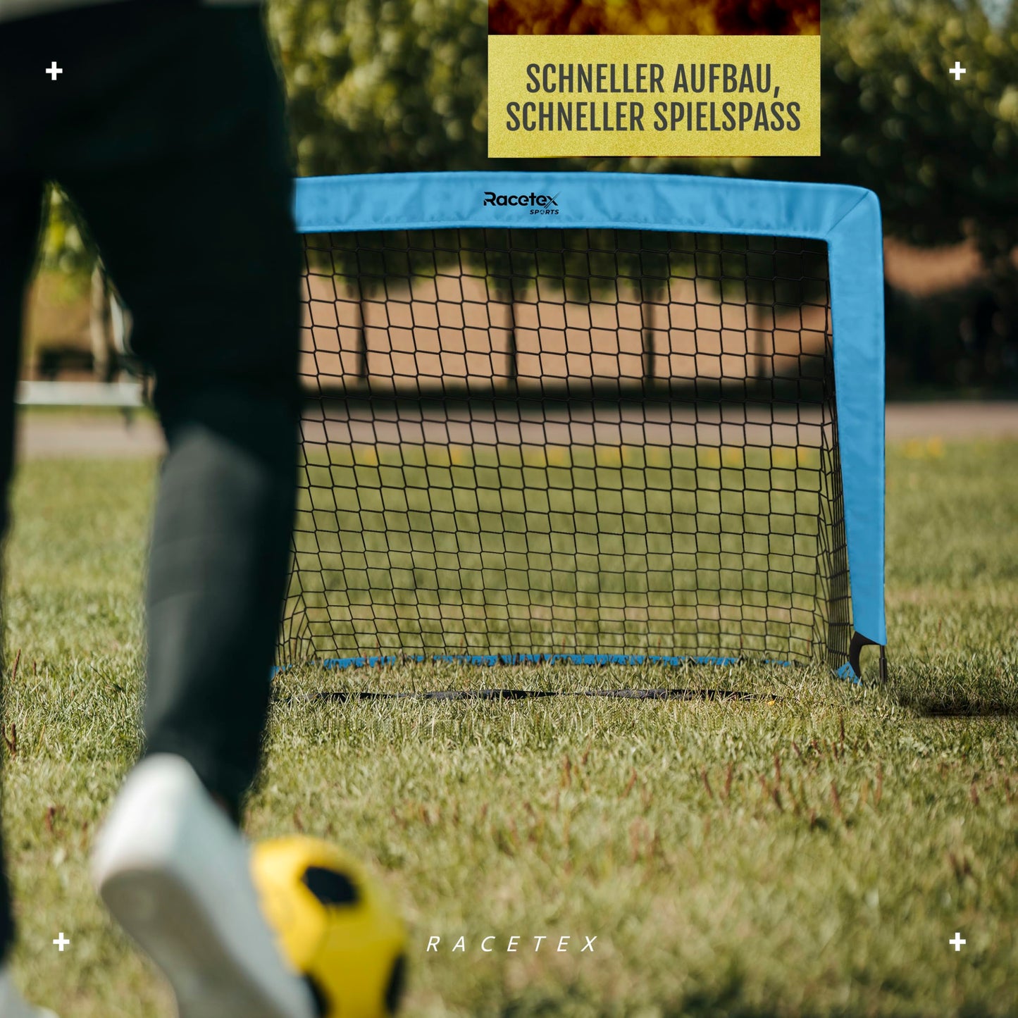 Racetex 2-piece soccer goal set for kids - soccer goals including handy carrying bag - version with reinforced fiberglass poles - soccer goals for the garden or park.