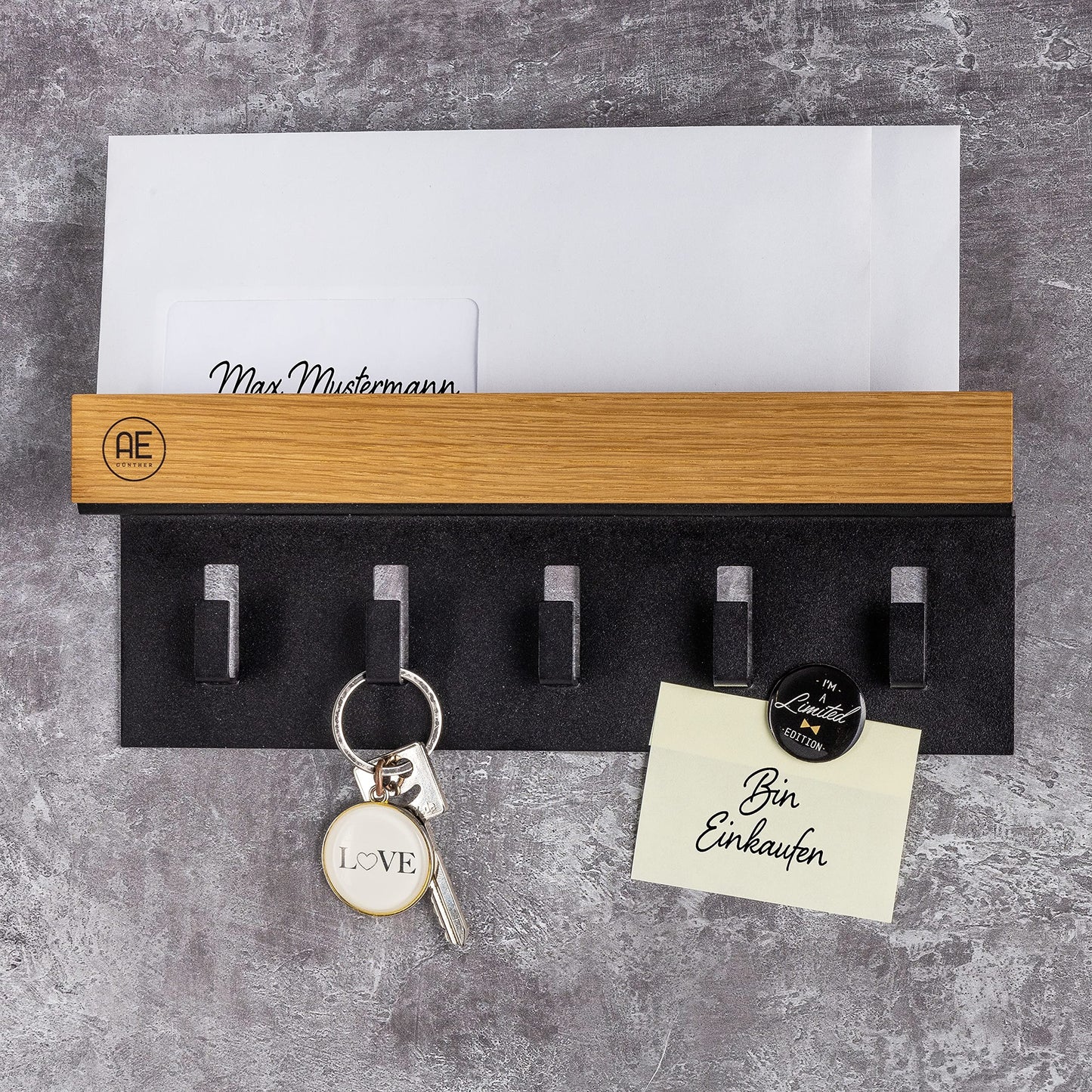 AE GÜNTHER® Key Board Wood - Key Holder Black Steel - Oak Key Board - Key Organizer with Storage - Keychain - Key Box - Wall Organizer - Key Rack