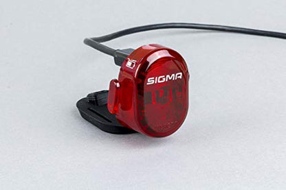 SIGMA LED bike light set Aura45/Nugget II with 45/15 lux | Rechargeable & splash-proof | Tool-free installation | 6-21h battery life | Front and rear bike lights LED set.
