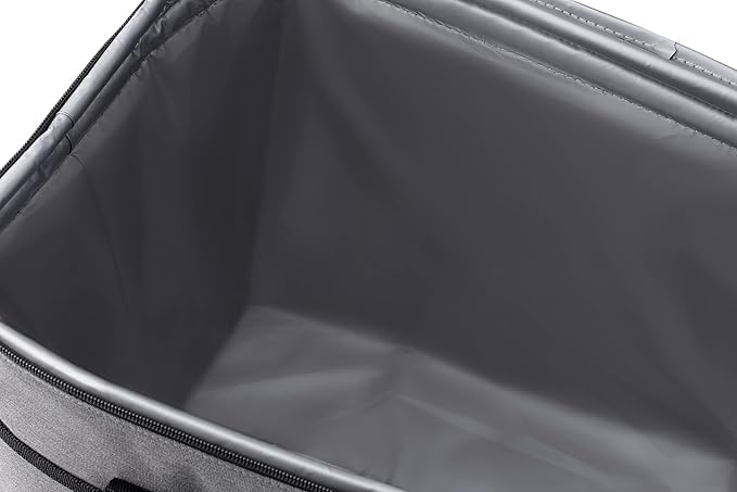 Master Cooler Bag 40 x 26 x 31 cm - 32 liters capacity - Cooling insulation - With shoulder strap - Secure zip closure - Rain-resistant material / Thermal bag / 6816830