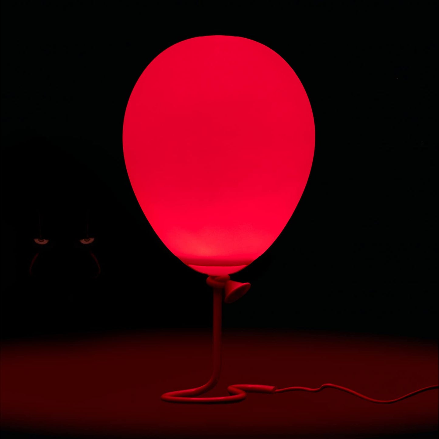 Pennywise Red Balloon Lamp - Officially licensed IT movie merchandise, creepy Halloween decoration, collector's gift for horror fans.