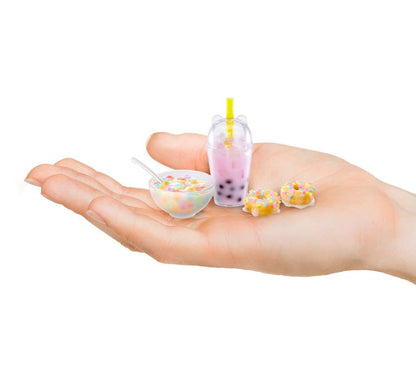 MGA's Mini Universe - Make It Mini Food Cafe Series 1 - DIY resin game, Packed in an opaque sphere - unpack surprise ingredients & kitchen accessories - Perfect for kids and collectors aged 8 and above.
