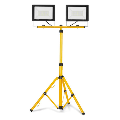 2x 100W LED construction spotlight with tripod, cold white floodlight incl. 3M cable. Waterproof IP66 work light for garage, garden, construction site.